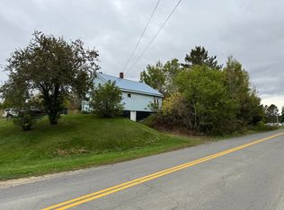 23 Boynton St, Mars Hill, ME 04758