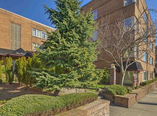 100 Roy St #B42, Seattle, WA 98109