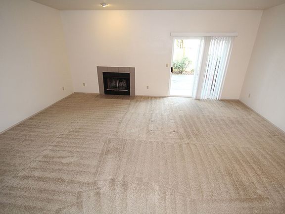 3rd image of 9912 NE 134th Ct Townhome 9920
