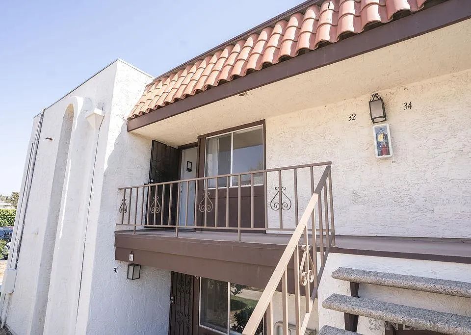 1st image of 6878 Navajo Rd Unit 32