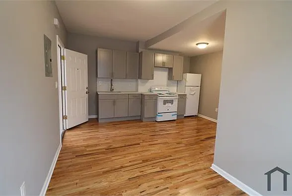 636 E 223rd St #1 — Photo 5