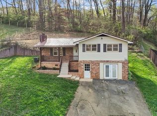 161 Massey St, Elizabethton, TN 37643
