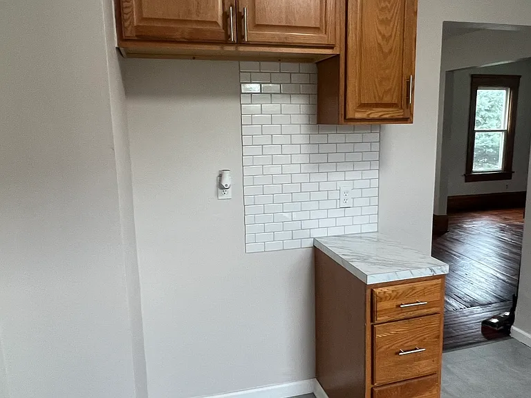 994 Wooster Rd W — Photo 3