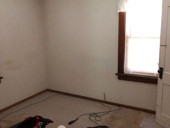 2nd image of 308 S John St