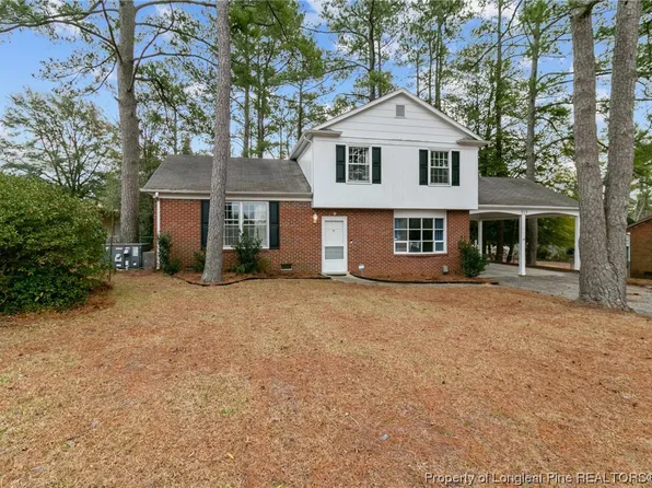513 Hidden Valley Dr, Fayetteville, NC 28311