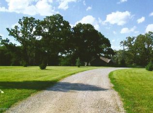 6617 100th St NW, Pine Island, MN 55963