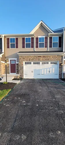 216 Cranesbill Dr Photo 1
