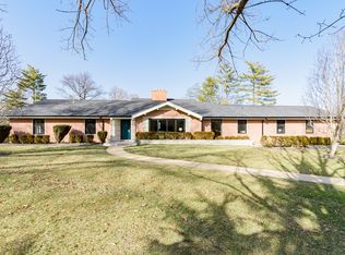 10085 Litzsinger Rd, Saint Louis, MO 63124
