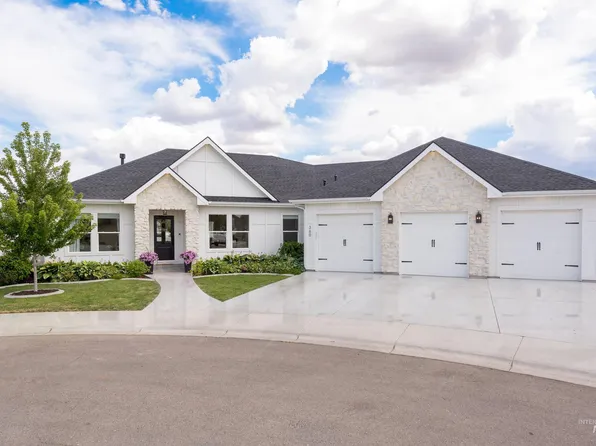 360 Syringa Springs Dr, Fruitland, ID 83619