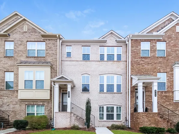 826 Sunset Park Dr, Suwanee, GA 30024