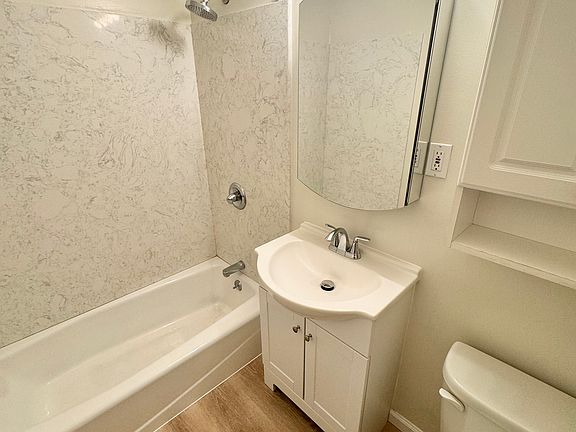 5th image of 4211 Moraga St #0