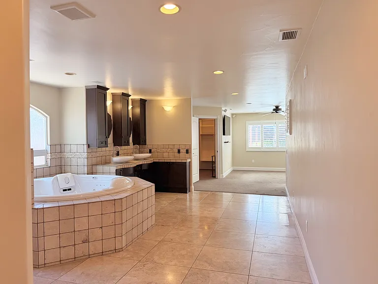 4757 Racetrack Cir — Photo 12