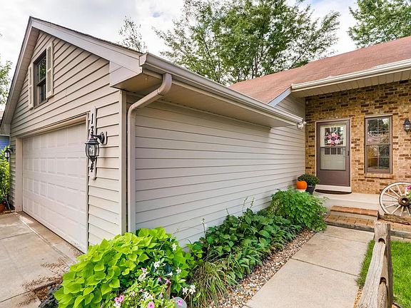 3rd image of 13944 Sunset Lake Dr