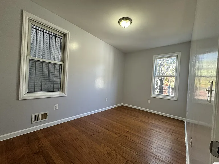 220 Dwight St #1 — Photo 4