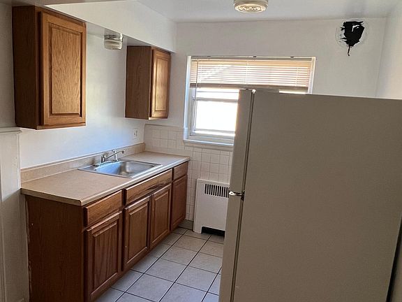 3rd image of 4259 Loubell Ln #2
