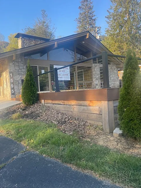 1595 Soco Rd. - 1 Commercial Space — Photo 2