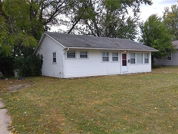3rd image of 4369 Saylor St