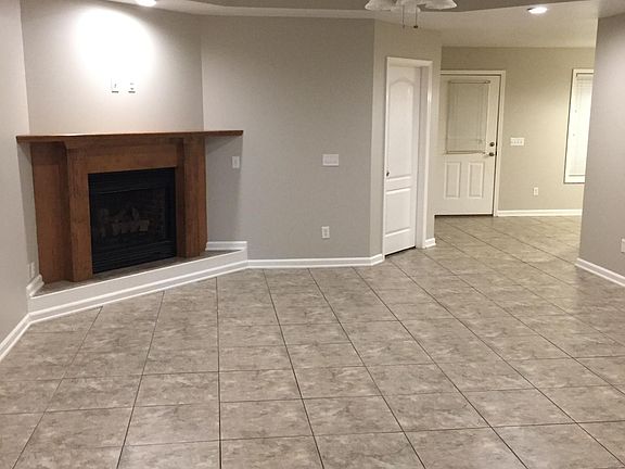 Large tiled living area.