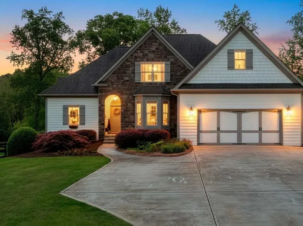 25 Linda Rd, Euharlee, GA 30120