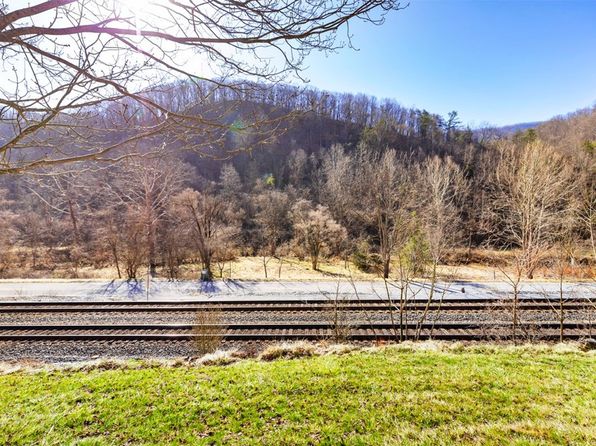 116 Brinkley Rd, Princeton, WV 24739