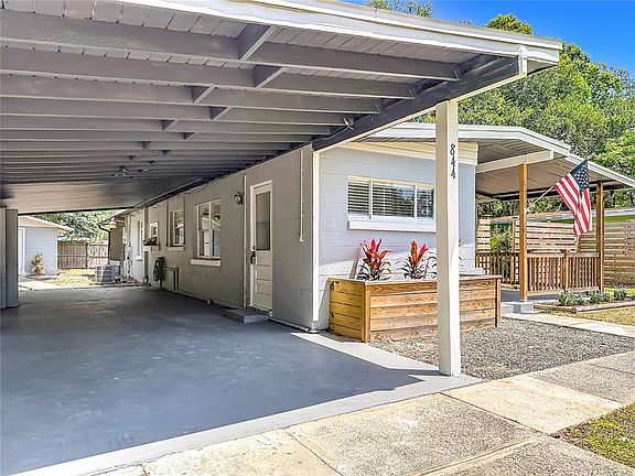 3rd image of 844 Rosalia Dr