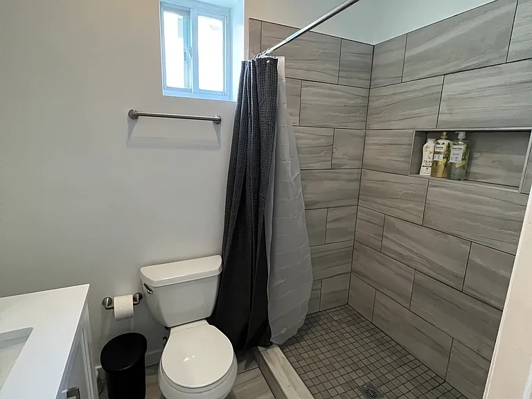 1503 W Girard Ave #3 — Photo 15