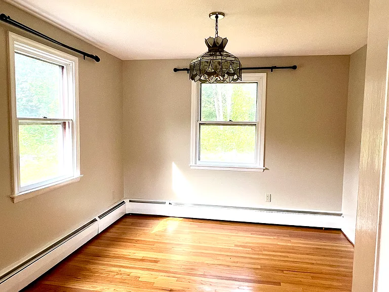 13 Meadowbrook Ln — Photo 5
