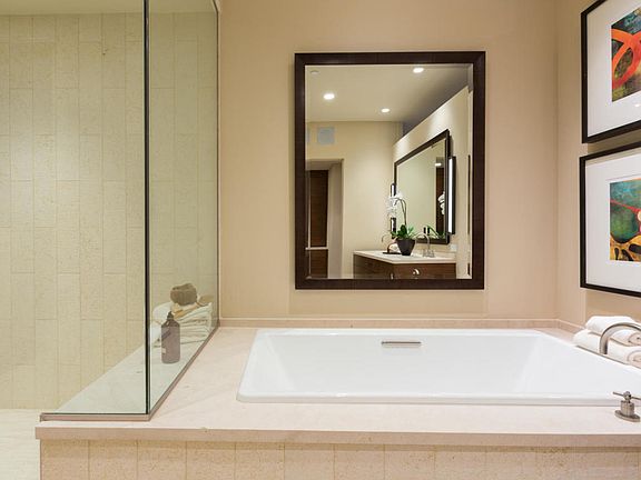 5th image of 5579 E Edward Ln