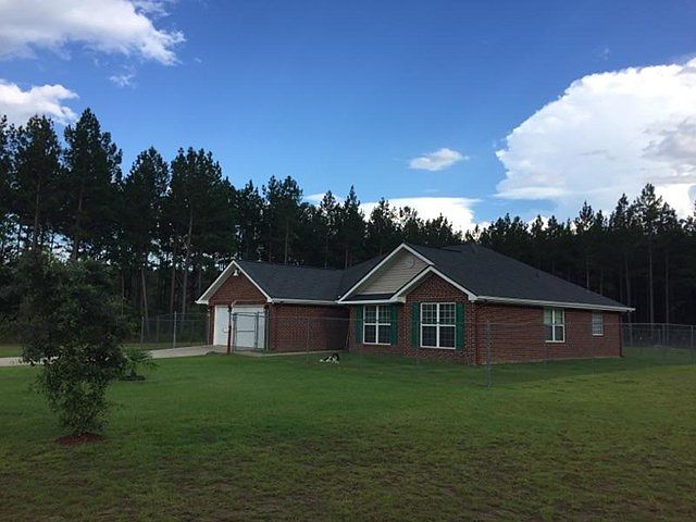 2nd image of 190 Cardinal Ct NE