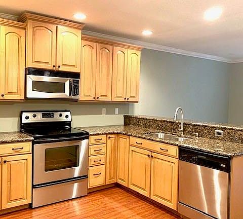 5th image of 8400 NW 35th St