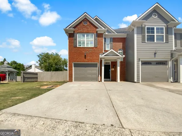 21 N Oaks Cir, Cartersville, GA 30121