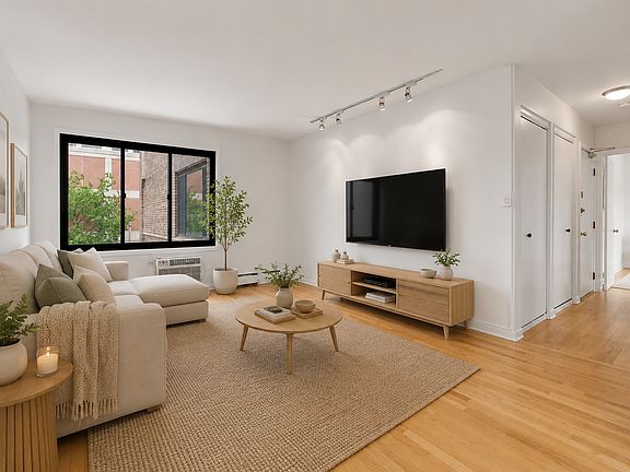 2nd image of 455 W Saint James Pl APT 506