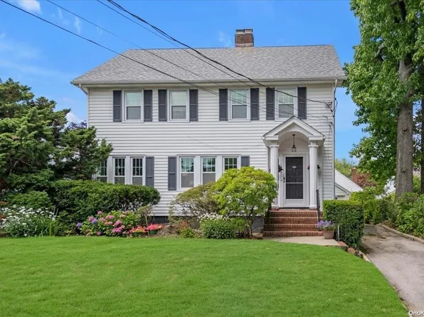 1382 Kew Avenue, Hewlett, NY 11557