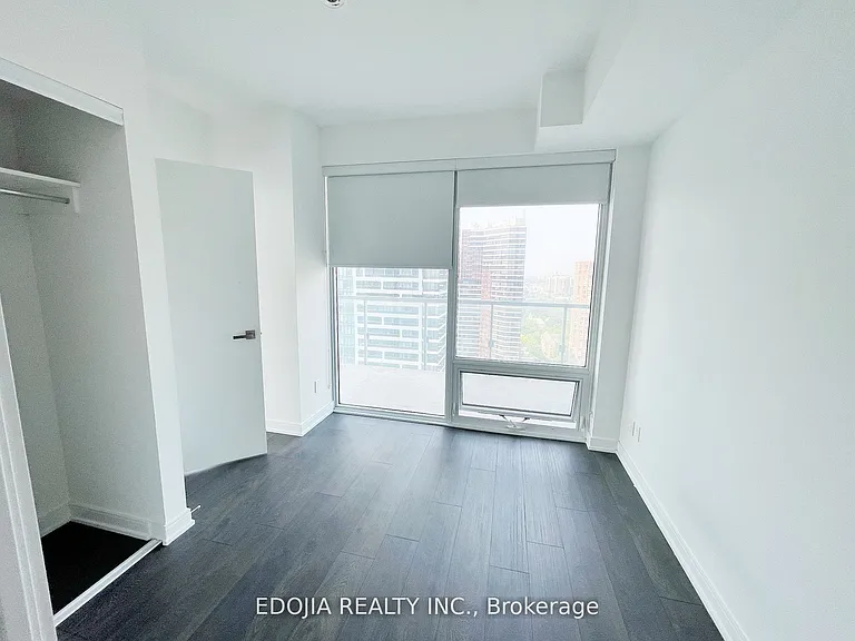 3 Gloucester St #2809 — Photo 8