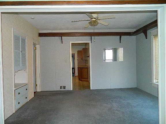 4th image of 2408 W High St