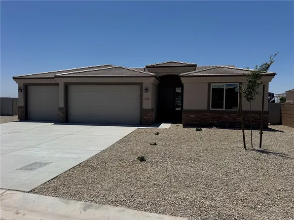 2202 E Moon Ridge Ln, Fort Mohave, AZ 86426
