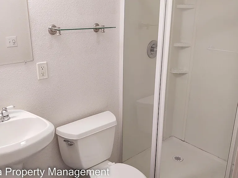 2181 Amity Ln — Photo 10