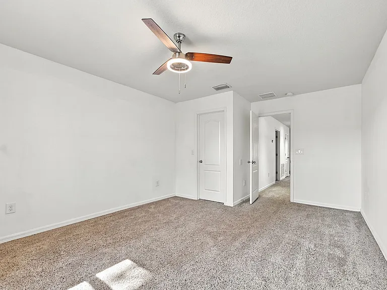 5156 Bay Isle Cir — Photo 24