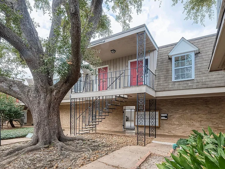 2601 Marilee Ln #3 — Photo 16