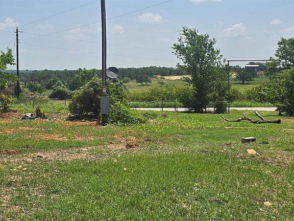 5th image of 251 Rhoades Ln