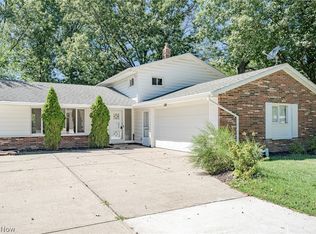 832 Trebisky Rd, South Euclid, OH 44121