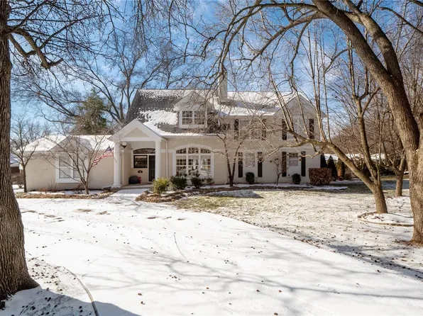 19 Covington Rd, Saint Louis, MO 63132