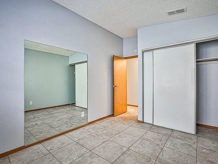1608 Barrel Cactus Ct — Photo 19