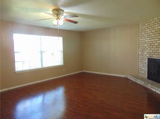 2102 Sherman Dr, Killeen, TX 76543