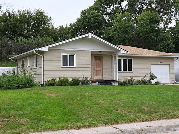 2nd image of 409 S 23rd St