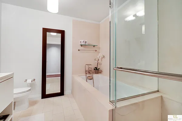 Rented by Rossi Living | media 30