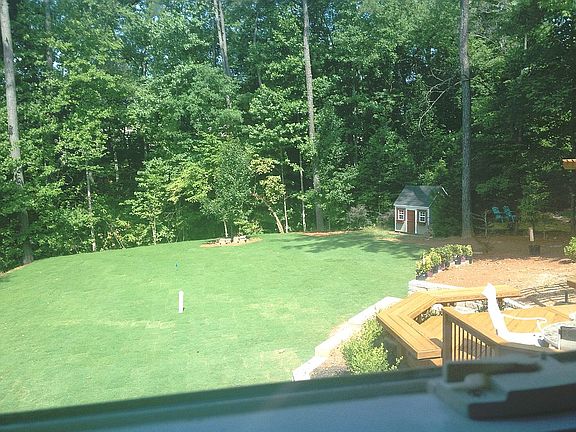 4th image of 6082 Kingston Dr