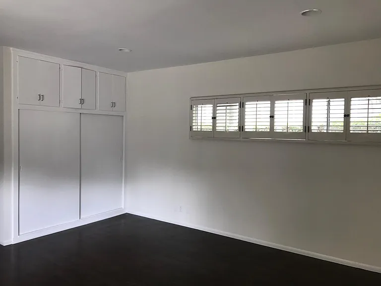 Bedroom/Den/Office/Playroom