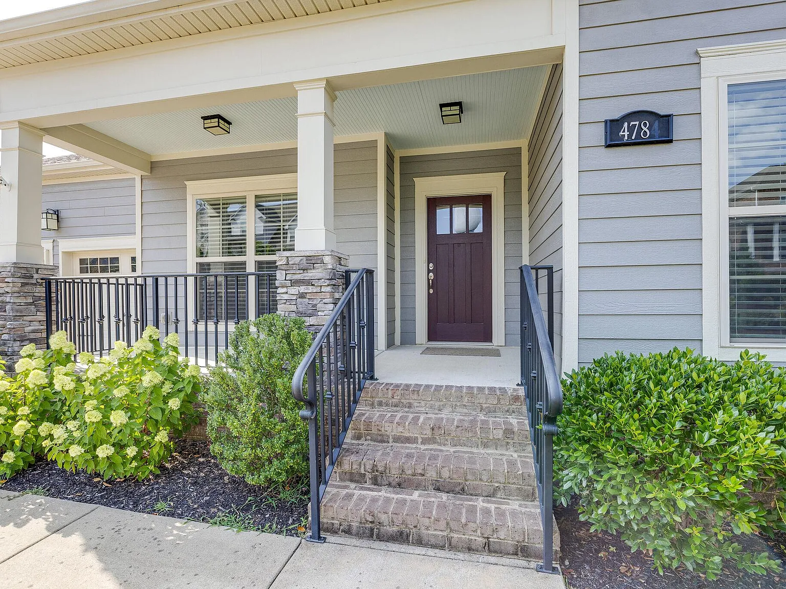 3 bed, 2601 sqft, $3,750 — Photo 4