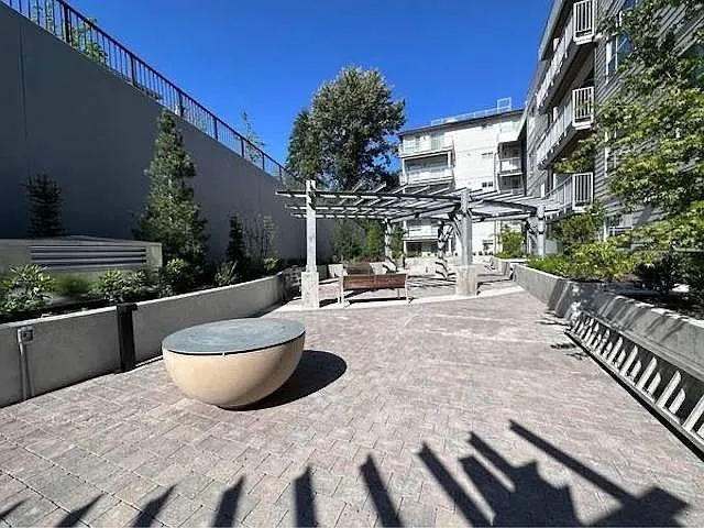 1 bed, 500 sqft, $2,200 — Photo 4